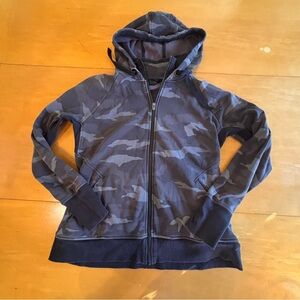 Athleta L Triumph grey camouflage, grunge camouflage hoodie, hooded sweatshirt